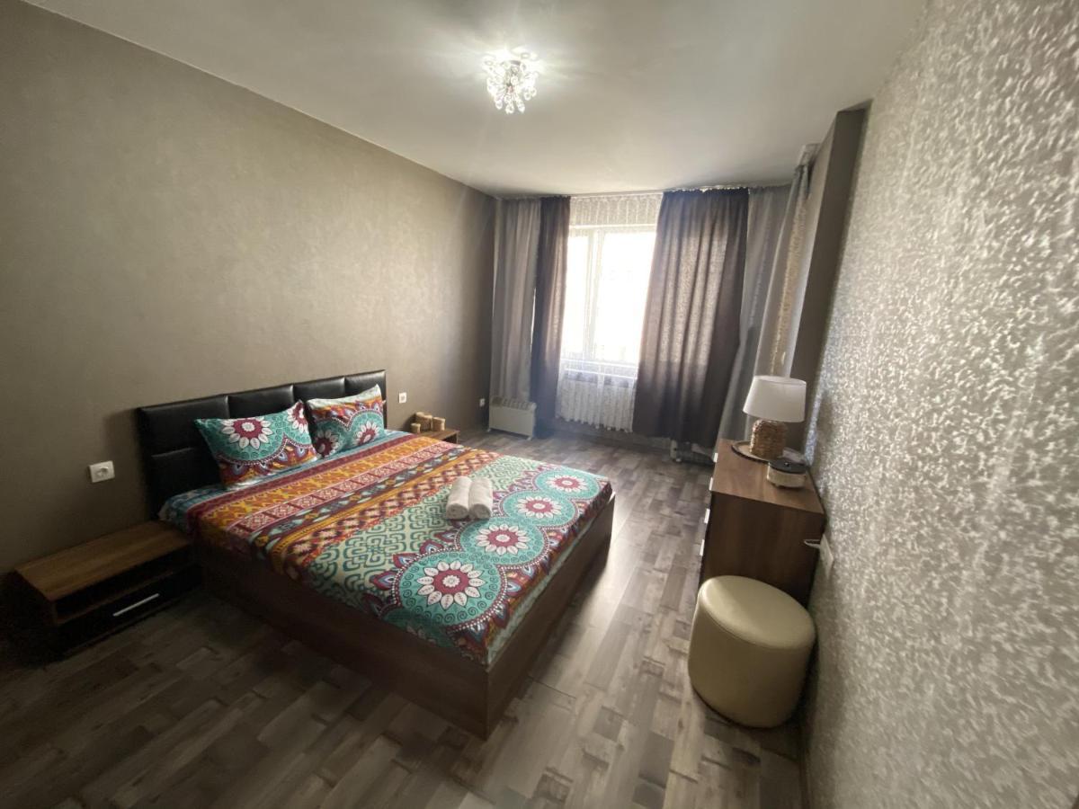 Lovely Cozy Apartment София Екстериор снимка